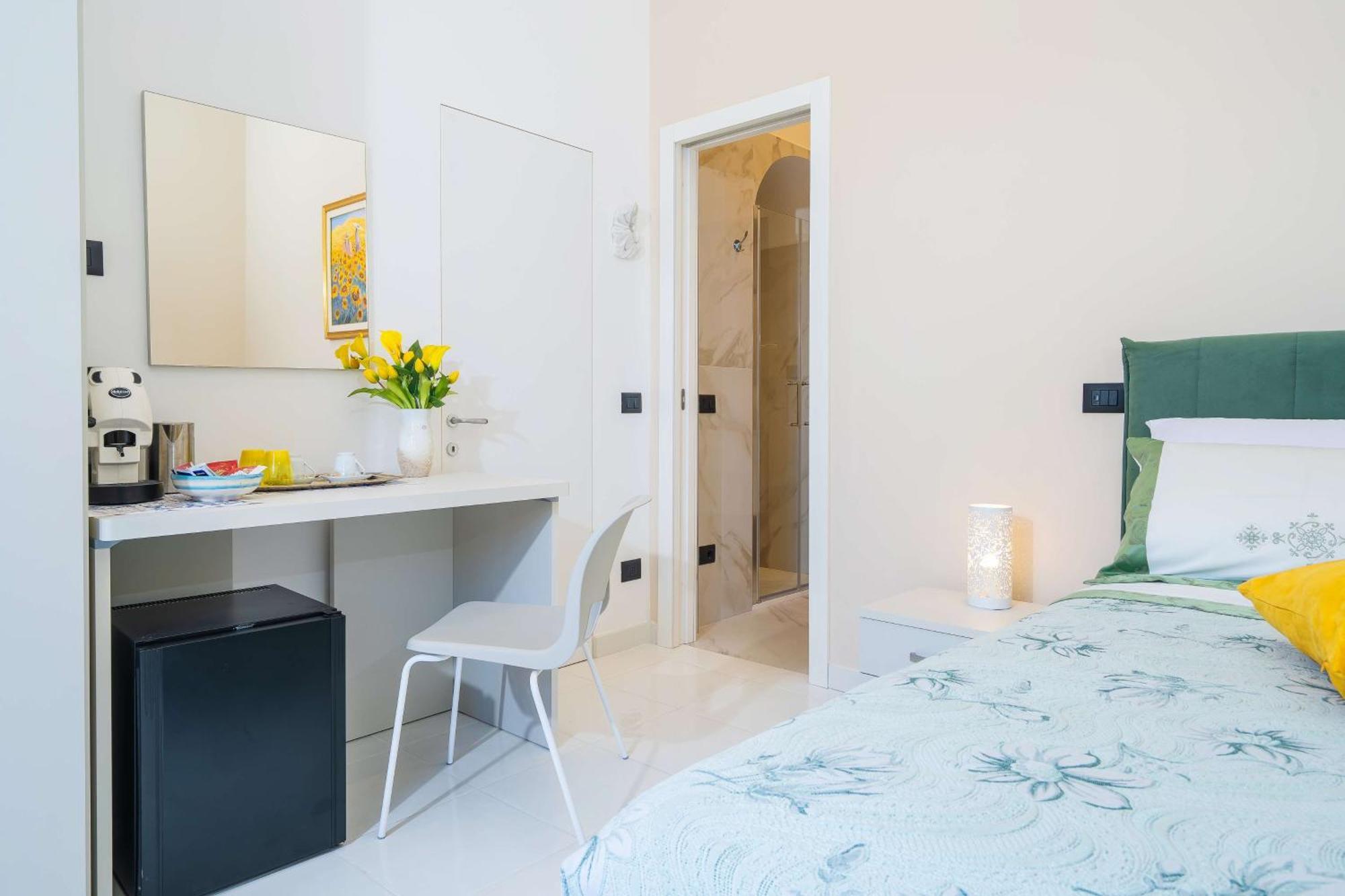 Villa Agostino Luxury B&B Vico Equense Oda fotoğraf
